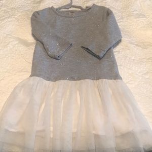 Three-quarter sleeve dress with tulle skirt